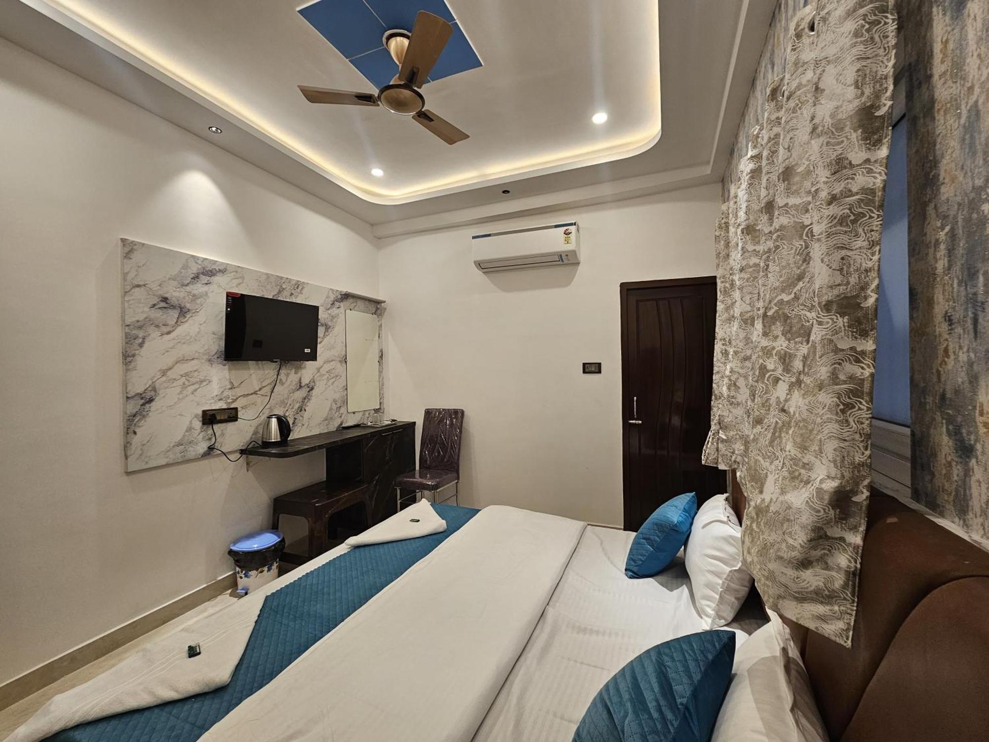 Hotel Mm Grand Varanasi Exterior foto